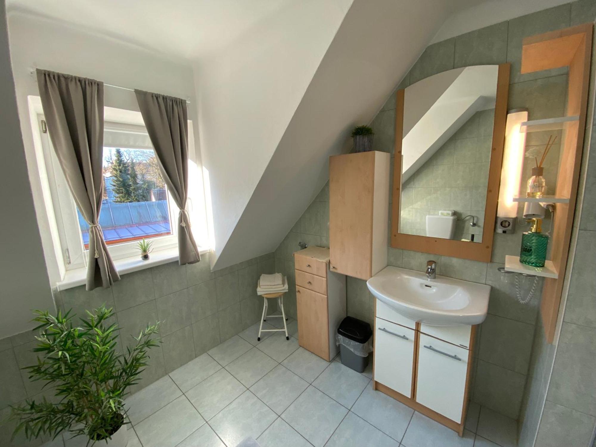 Hotel & Wirtshaus Hoedl-Kaplan Feldbach  Δωμάτιο φωτογραφία